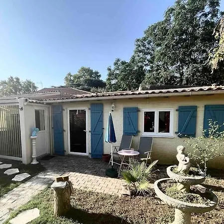 Houdarling Chalet Et Spa Hammam Jacuzzi Et Sauna Nimes Exterior photo