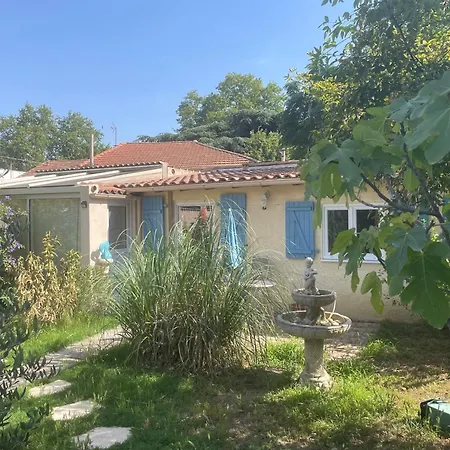 Houdarling Chalet Et Spa Hammam Jacuzzi Et Sauna Nimes Exterior photo