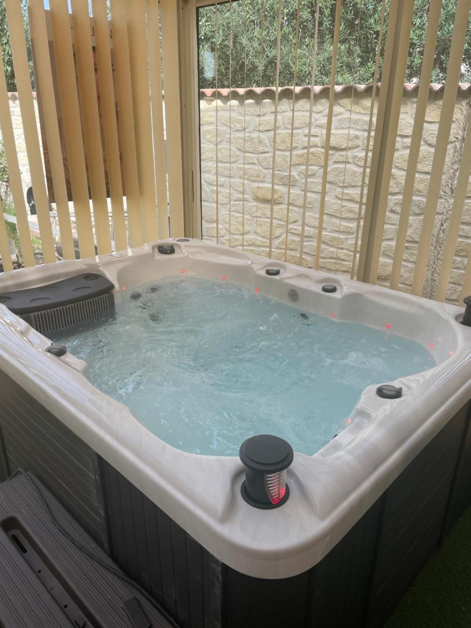 Houdarling Et Hammam Jacuzzi Et Sauna